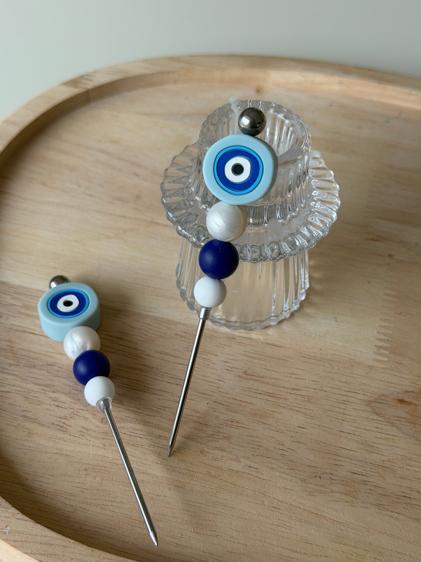 Scribe Oeil Bleu Ciel 2