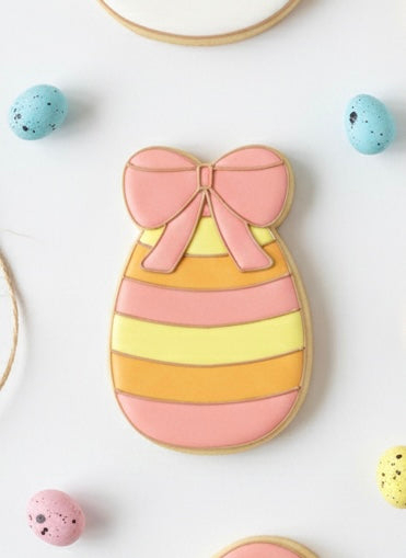 Cookie Cutter - Pink Bow Egg
