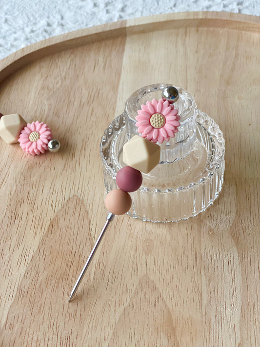 Scribe Marguerite Rose 3