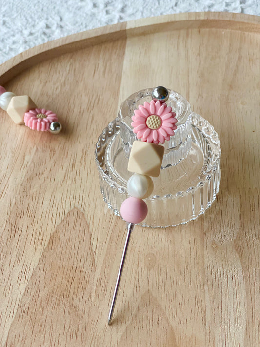 Scribe Marguerite Rose 2